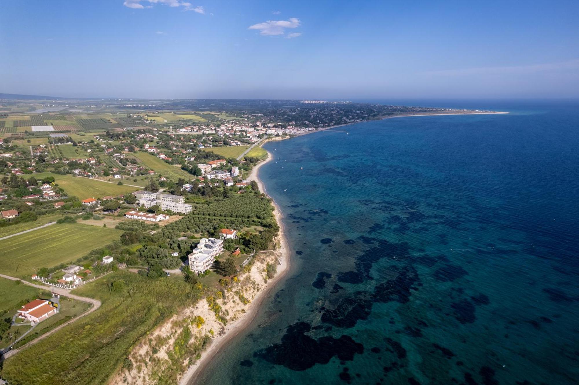 Appartamento Sunshine House Offering Spectacular Views To Olymp A Nea Iraklia Esterno foto