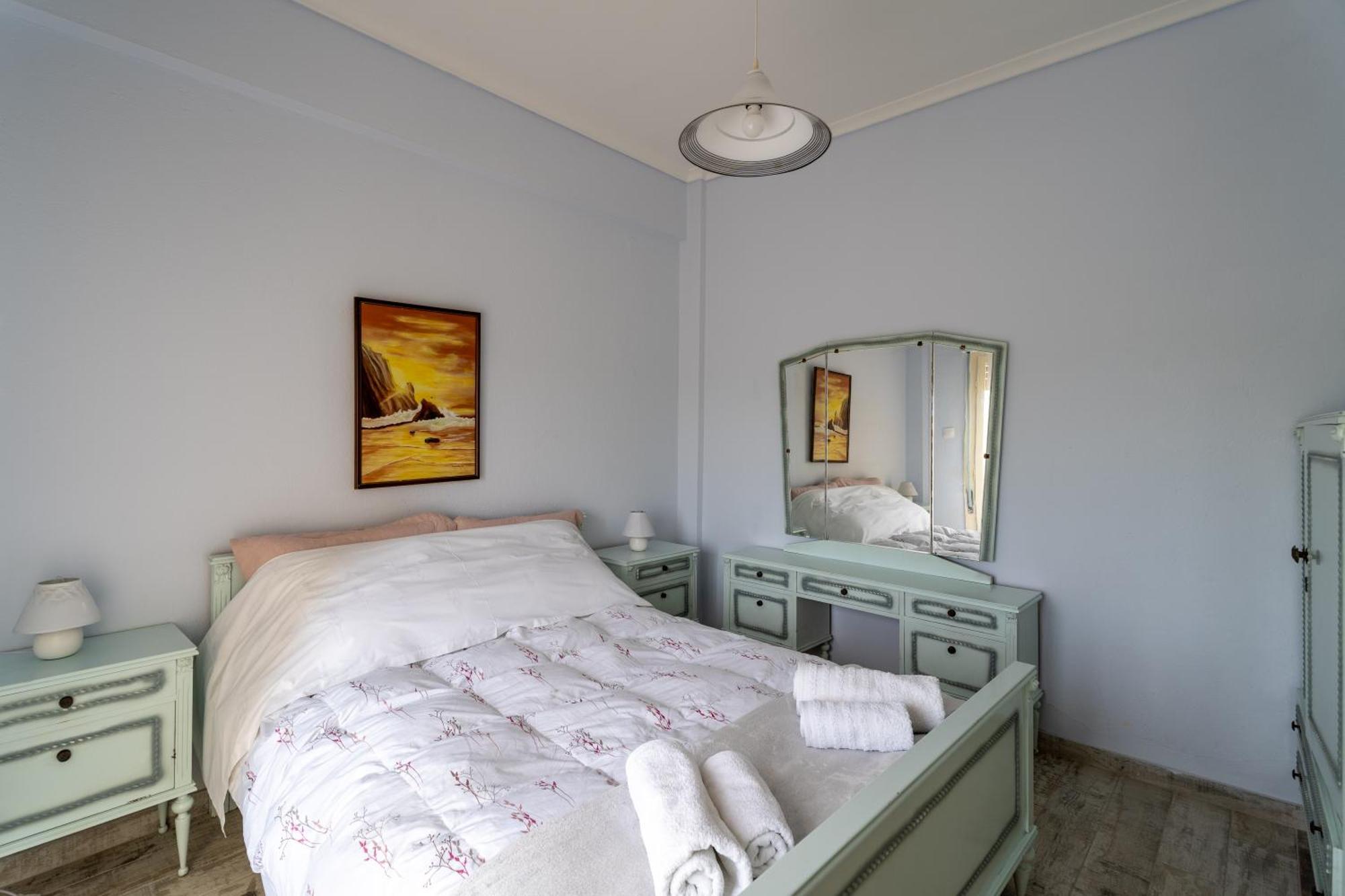 Appartamento Sunshine House Offering Spectacular Views To Olymp A Nea Iraklia Esterno foto