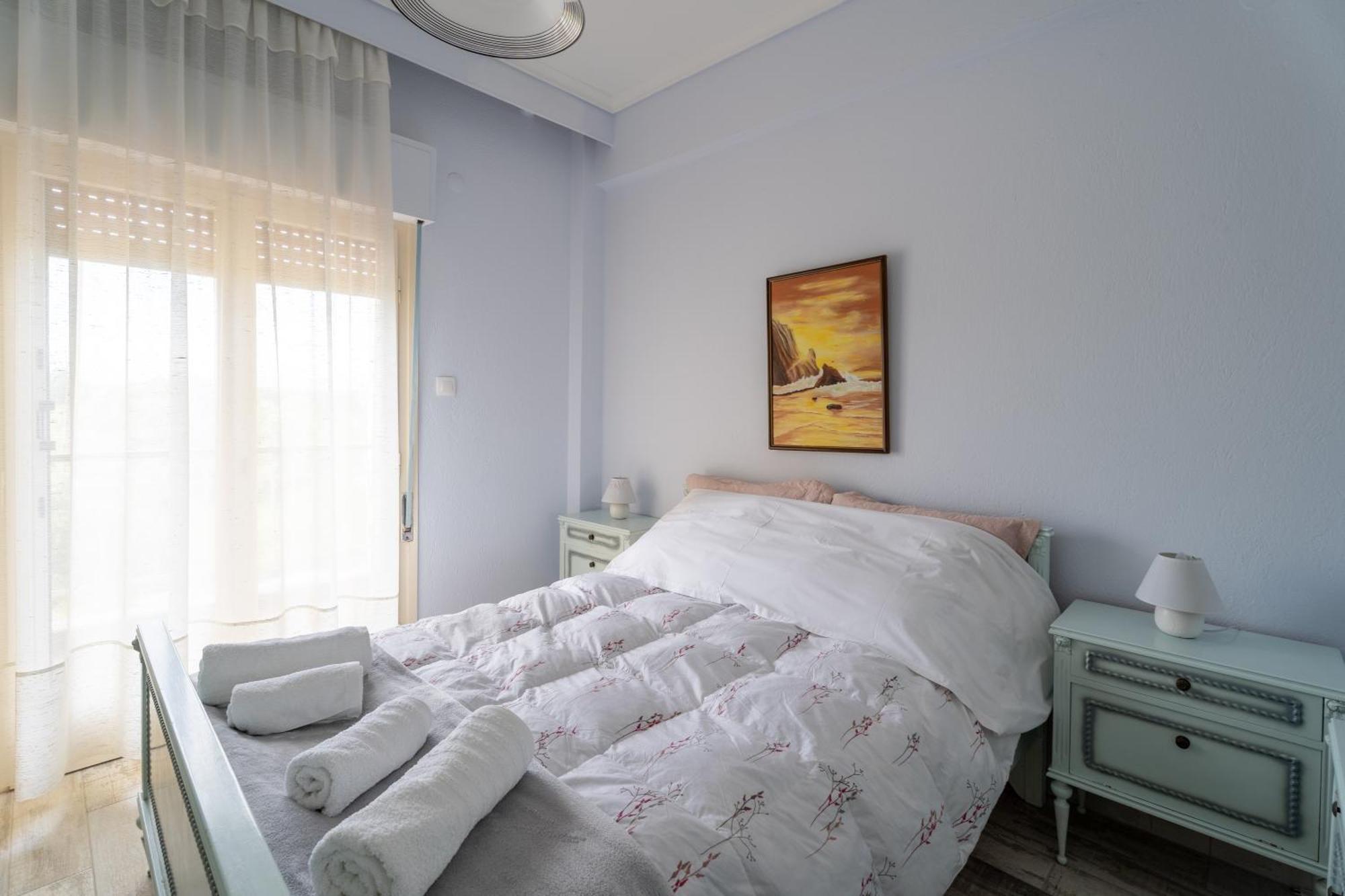 Appartamento Sunshine House Offering Spectacular Views To Olymp A Nea Iraklia Esterno foto